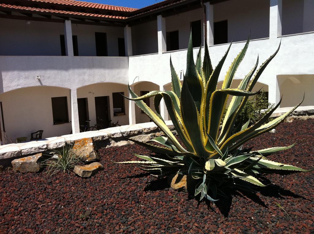 Agriturismo Agave Fertilia Esterno foto